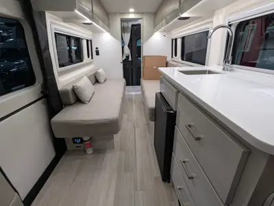 2027 Thor Motor Coach Tellaro photo 23