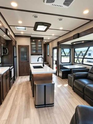 2022 GRAND DESIGN SOLITUDE S-CLASS photo 9
