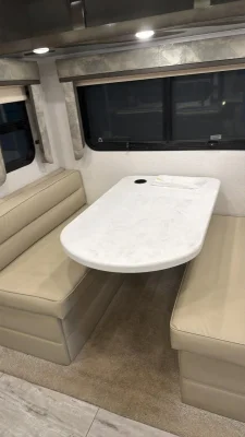 2022 JAYCO SENECA PRESTIGE photo 8