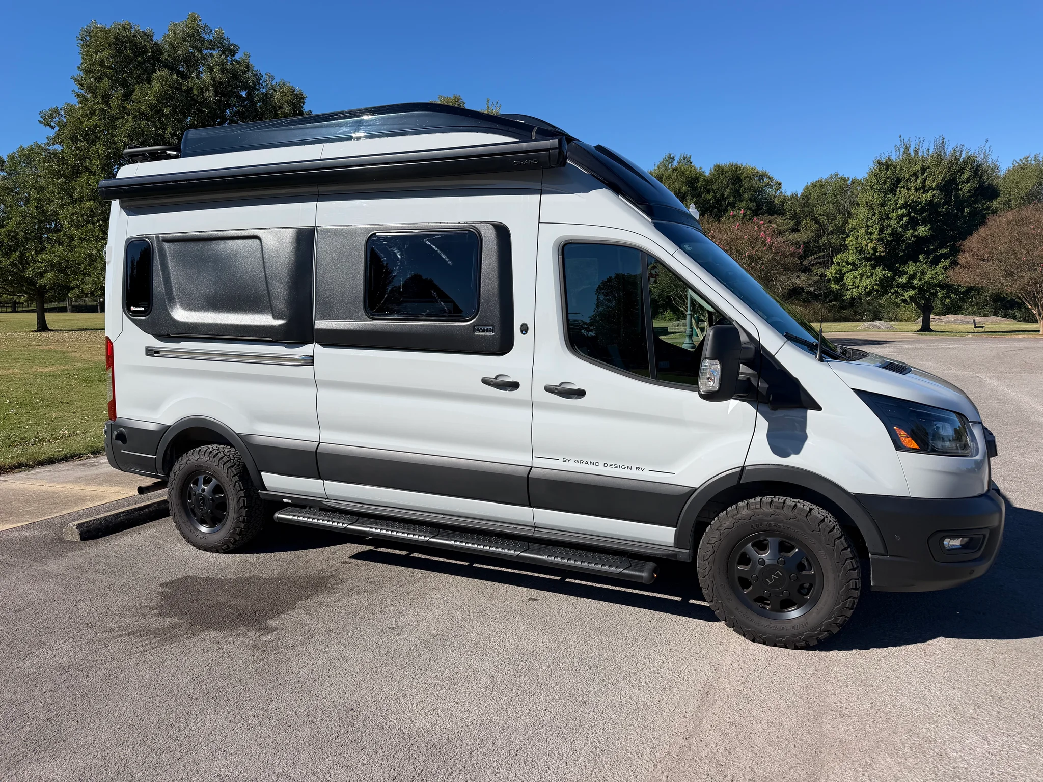 2025 GRAND DESIGN LINEAGE SERIES VT exterior
