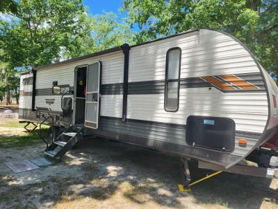 2021 FOREST RIVER WILDWOOD photo 2