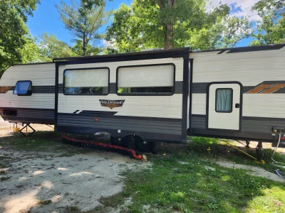 Used 2021 Forest River Wildwood 29VBUD