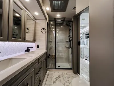2027 Tiffin Motorhomes Allegro BUS photo 18