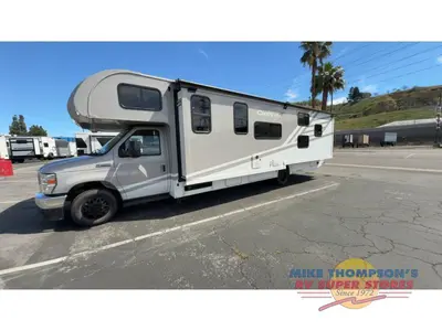 2026 Thor Motor Coach Chateau photo 4