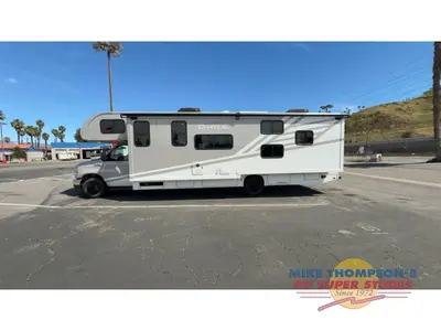 2026 Thor Motor Coach Chateau photo 5