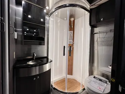 2022 Airstream Atlas photo 14