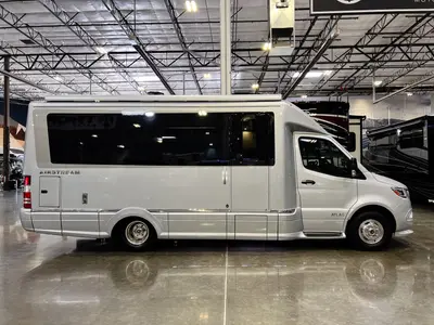 2022 Airstream Atlas photo 15