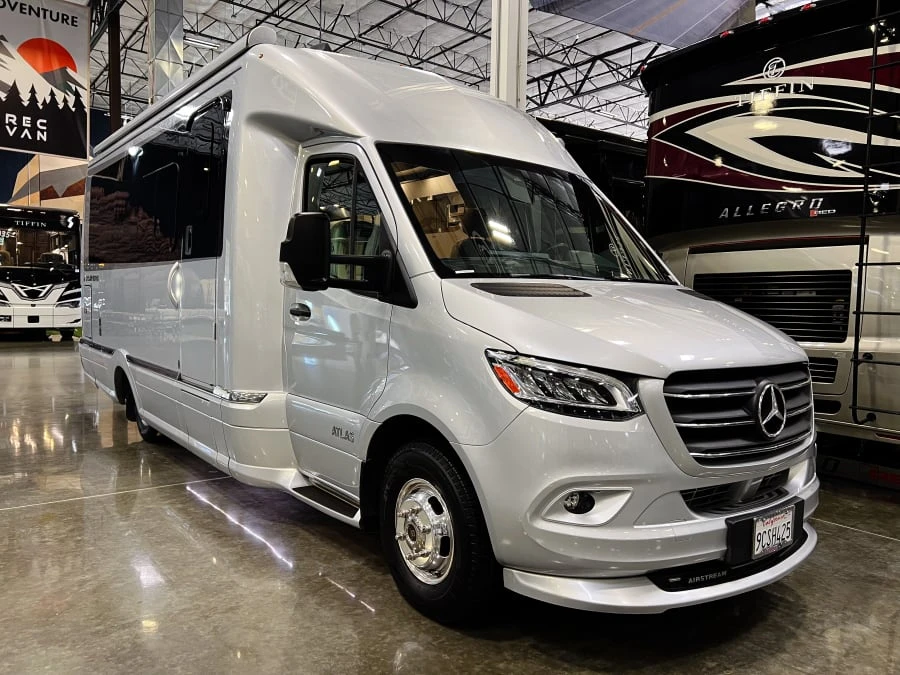2022 Airstream Atlas exterior