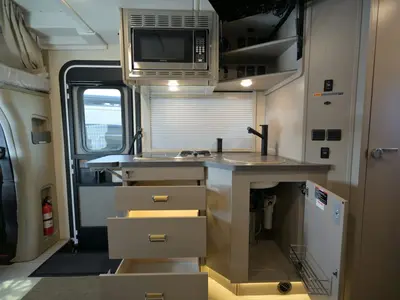 2027 Winnebago Navion photo 8