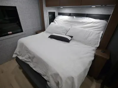 2027 Jayco Seneca XT photo 27