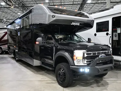 New 2027 Jayco Seneca XT 35L