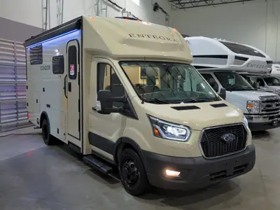New 2027 Entegra Coach Condor 22T