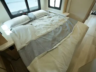 2027 Thor Motor Coach Quantum photo 24