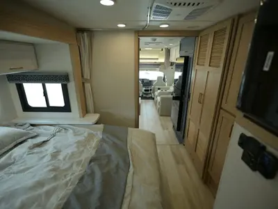 2027 Thor Motor Coach Quantum photo 25