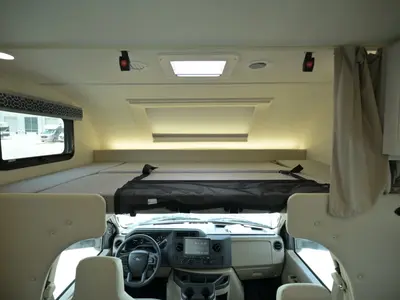 2027 Thor Motor Coach Quantum photo 4