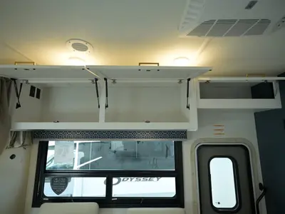 2027 Thor Motor Coach Quantum photo 17