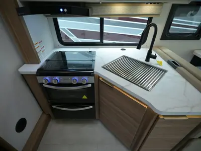 2027 Thor Motor Coach Chateau photo 9