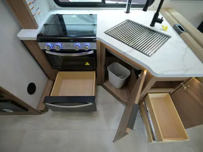 2027 Thor Motor Coach Chateau photo 10