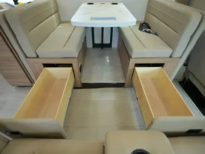 2027 Thor Motor Coach Chateau photo 8