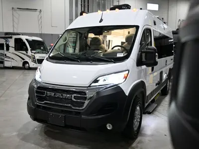 2027 Thor Motor Coach Tellaro photo 24