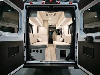 2027 Thor Motor Coach Tellaro photo 2