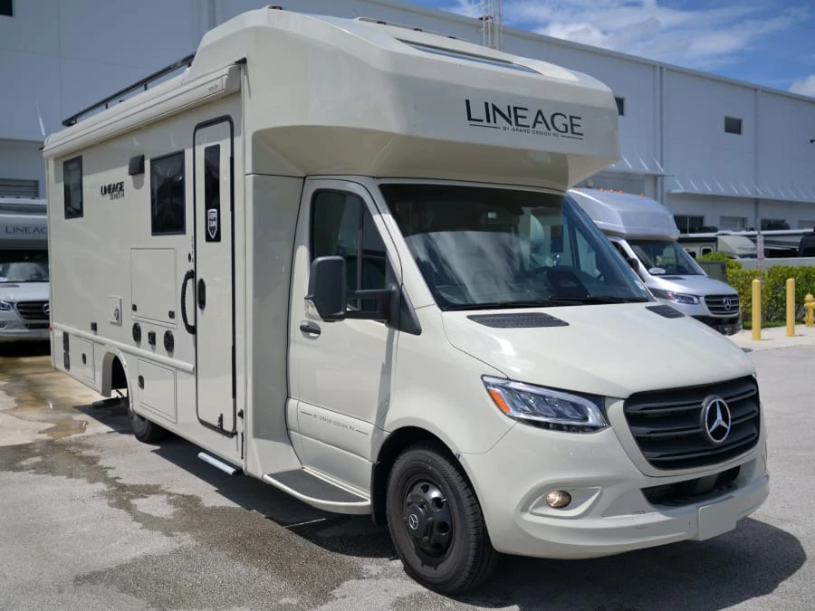 2027 Grand Design Lineage Series M exterior