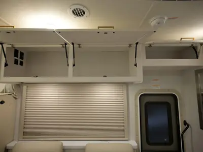 2027 Thor Motor Coach Chateau photo 18