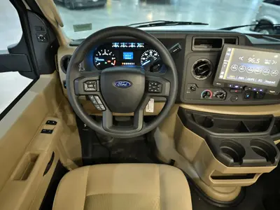 2027 Thor Motor Coach Chateau photo 2