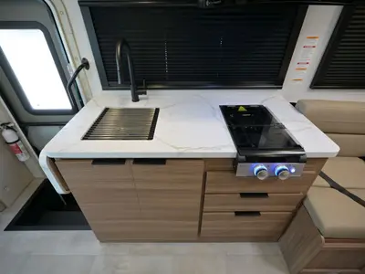 2027 Thor Motor Coach Chateau photo 8