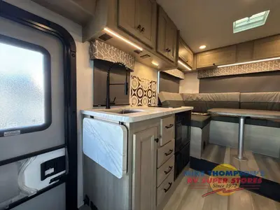2026 Forest River RV Sunseeker LE photo 25