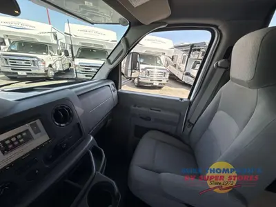 2026 Forest River RV Sunseeker LE photo 19