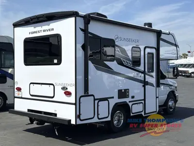 2026 Forest River RV Sunseeker LE photo 15