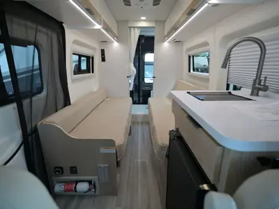 2027 Thor Motor Coach Talavera photo 5
