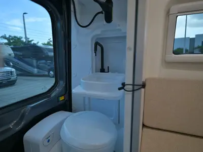 2027 Thor Motor Coach Talavera photo 21