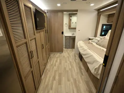 2027 Thor Motor Coach Windsport photo 29