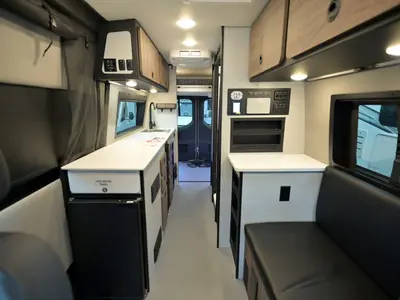 2027 Tiffin Motorhomes GH2 photo 5
