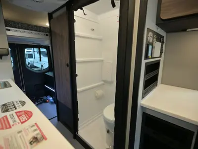 2027 Tiffin Motorhomes GH2 photo 18