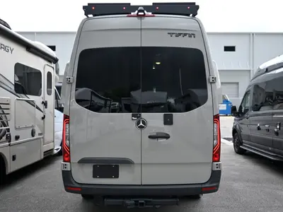 2027 Tiffin Motorhomes GH2 photo 26