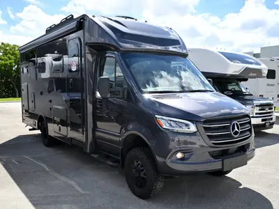 New 2027 Entegra Coach Condor 23S