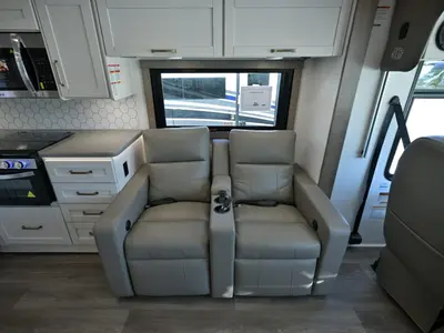 2027 Jayco Precept photo 8
