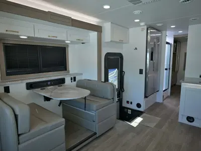 2027 Jayco Precept photo 15