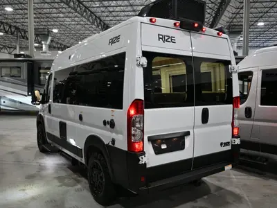 2027 Thor Motor Coach Rize photo 22
