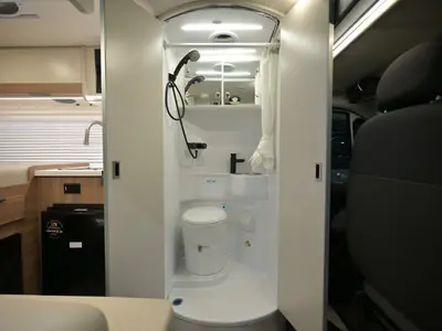 2027 Thor Motor Coach Rize photo 7