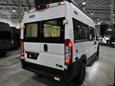 2027 Thor Motor Coach Rize photo 24