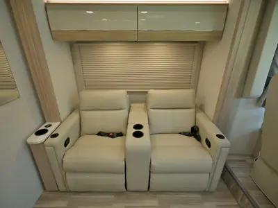2027 Thor Motor Coach Vegas photo 17