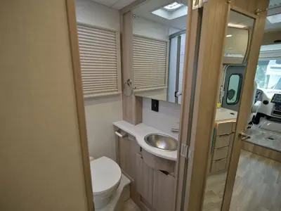 2027 Thor Motor Coach Vegas photo 21