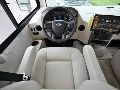 2027 Thor Motor Coach Vegas photo 2