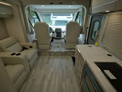 2027 Thor Motor Coach Vegas photo 3