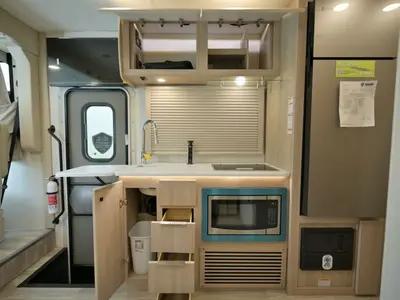 2027 Thor Motor Coach Vegas photo 9