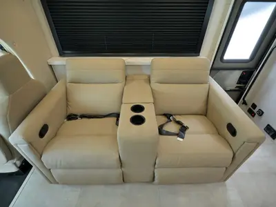 2027 Thor Motor Coach Chateau photo 19